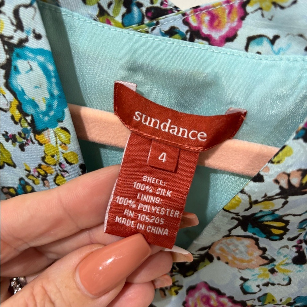 Sundance Silk Dress with‎ Floral Design Size 4 - Picture 6 of 6
